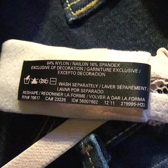 Victoria’s Secret Sexy Little Things Padded Bra - Picture 7 of 7